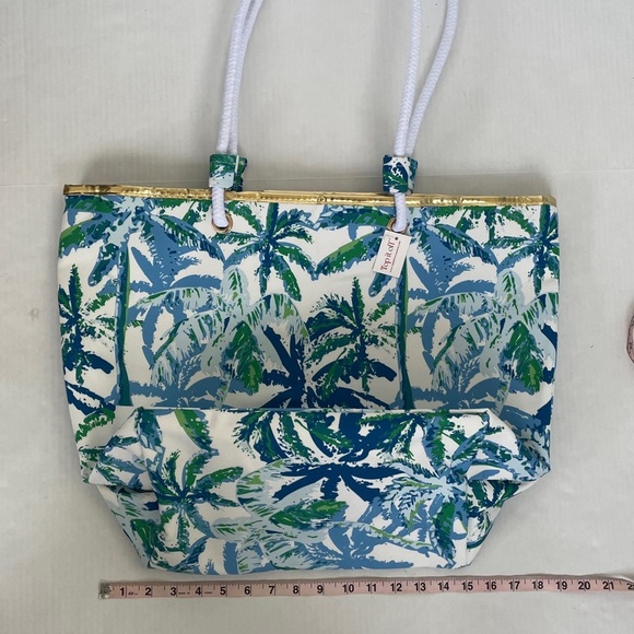Top It Off Catalina Tote Bag Tropical Palm Print Tote Bag Blue and Green - Picture 12 of 15